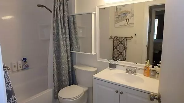 Natick, MA 01760,34 Walden #4