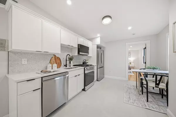 250 W Fifth St #3, Boston, MA 02127