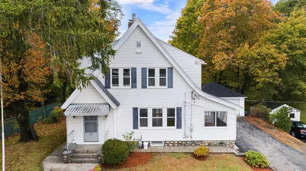 589 Sunderland Rd, Worcester, MA 01604