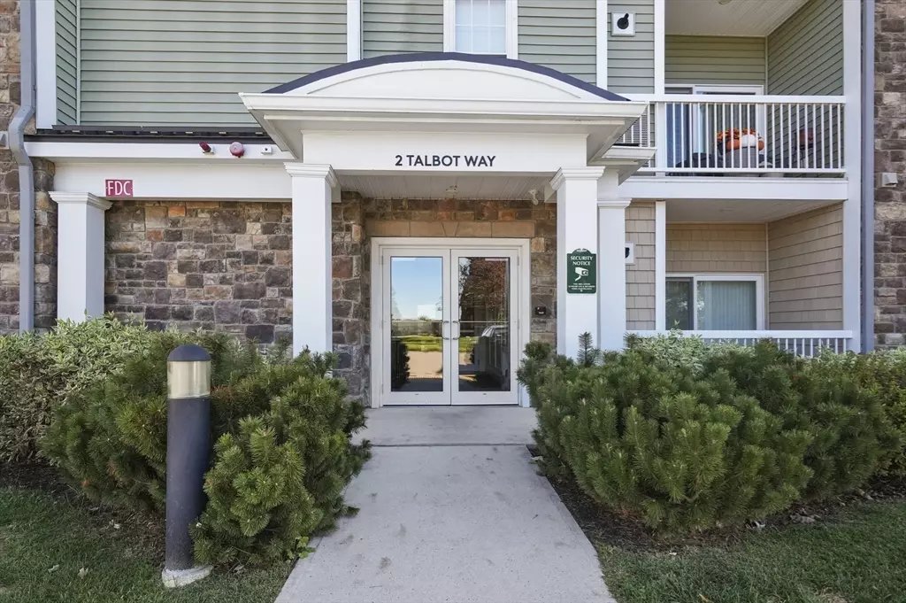 Westborough, MA 01581,2 Talbot Way #2103