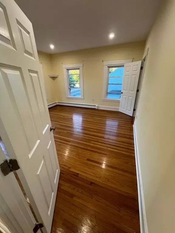 Braintree, MA 02184,167 Middle St #2