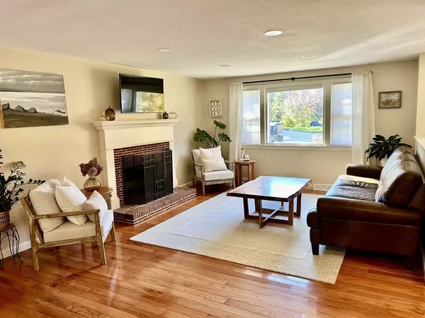 Attleboro, MA 02703,38 Sargent Cir
