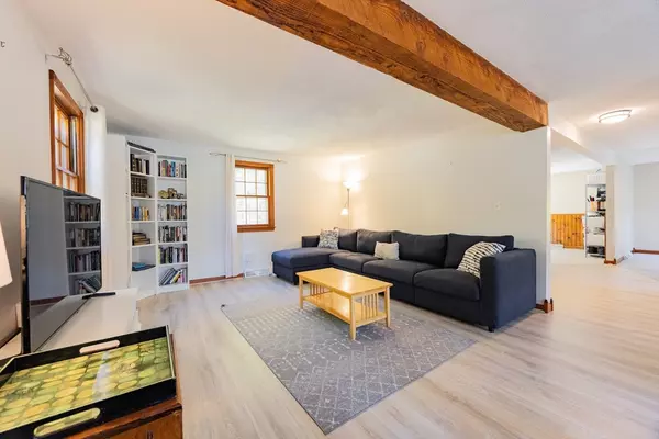 Billerica, MA 01862,9 Laurie Ann Ln