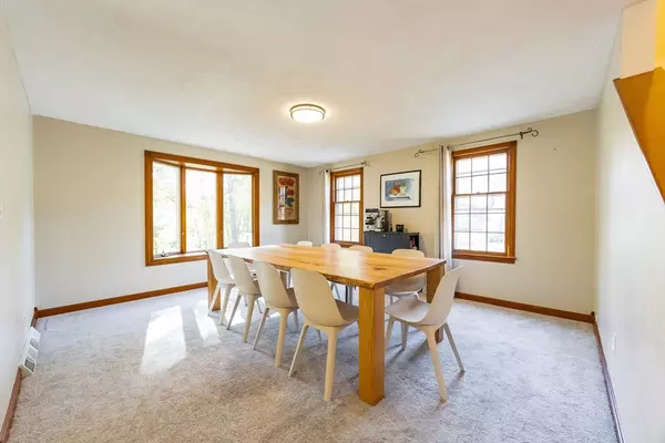 Billerica, MA 01862,9 Laurie Ann Ln