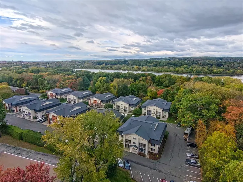 41 W Summit St #38, South Hadley, MA 01075