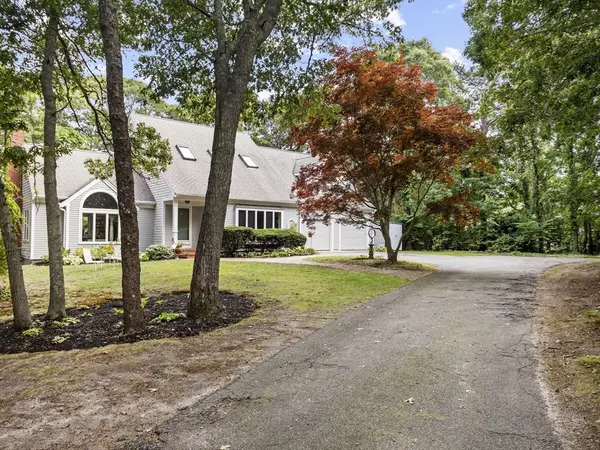 Barnstable, MA 02672,15 Goldie Way
