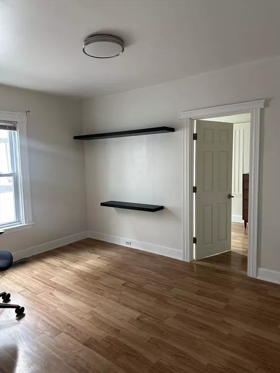 Somerville, MA 02145,345 Lowell Street #!A