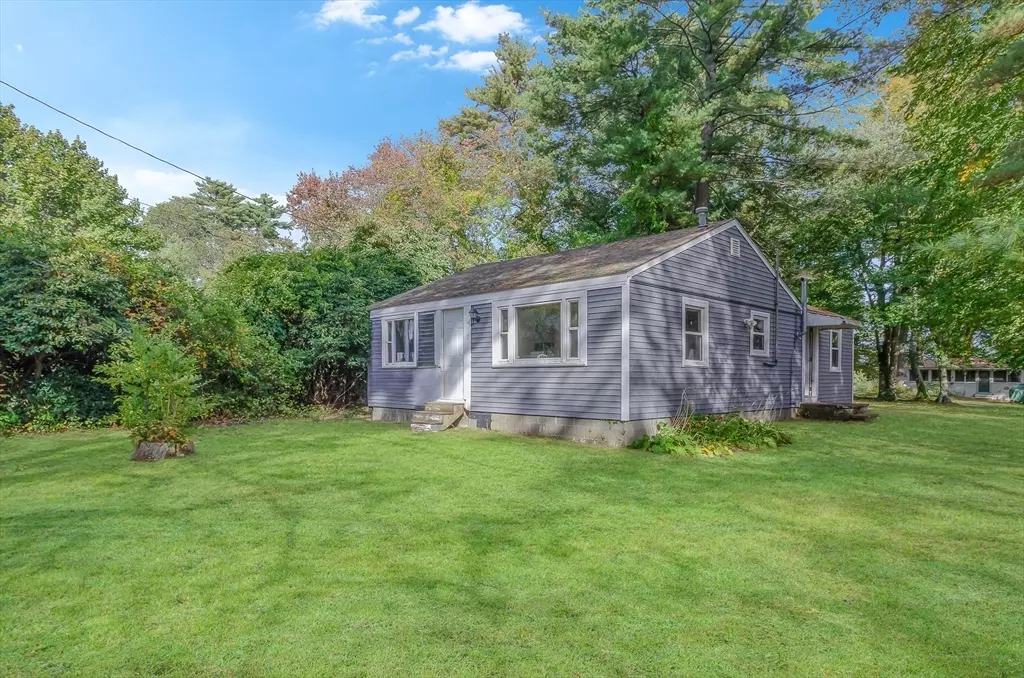 Lakeville, MA 02347,7 Second Ave