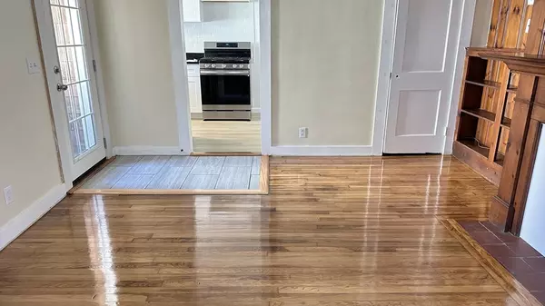 Quincy, MA 02171,8 Richfield St #8
