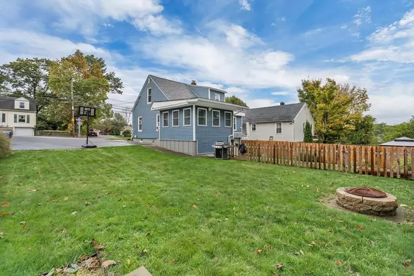 Cumberland, RI 02864,44 Marshall Ave
