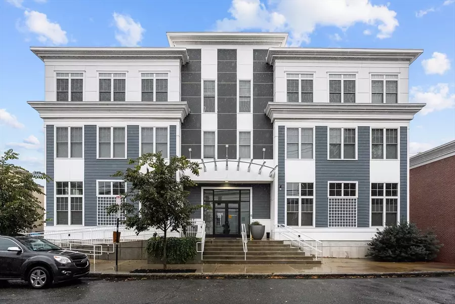 353 Summer #310, Somerville, MA 02144