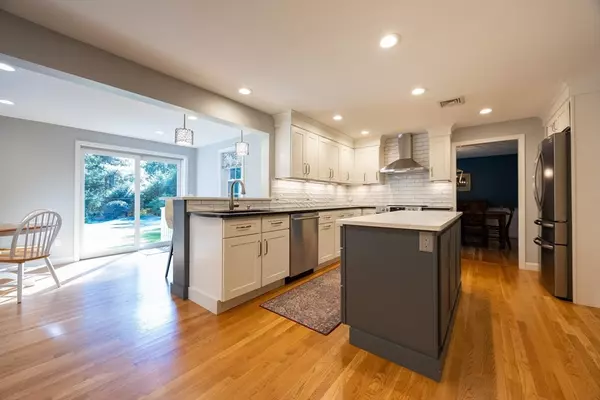 Norfolk, MA 02056,11 Quail Run Rd