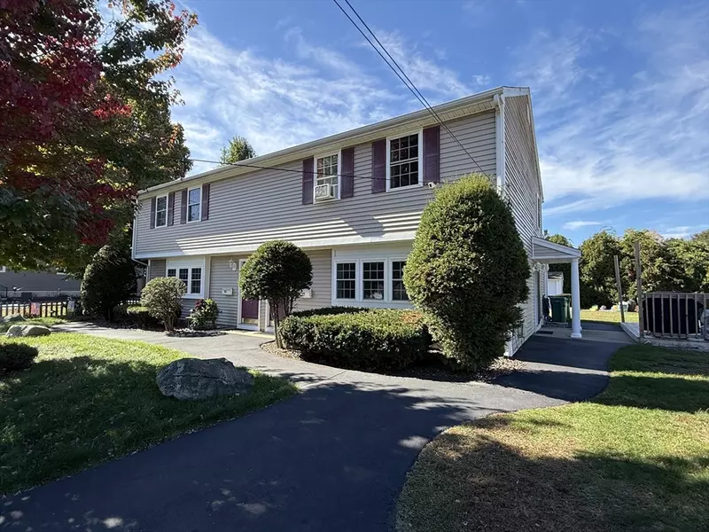 44 Angell St #44, Mansfield, MA 02048