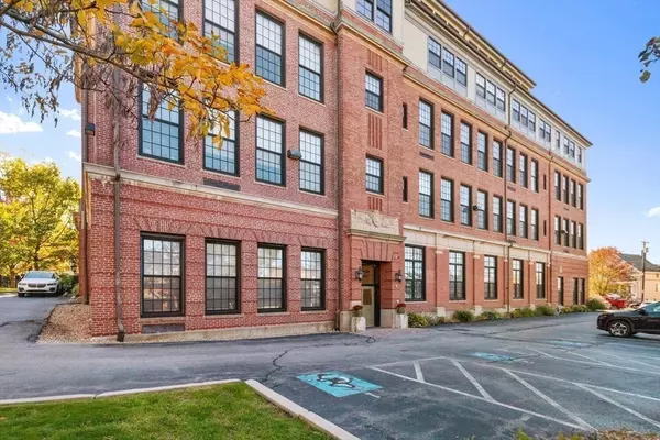 Malden, MA 02148,72 Ashland Street #307