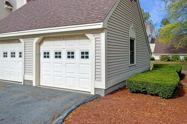 Danvers, MA 01923,33 Water St #7