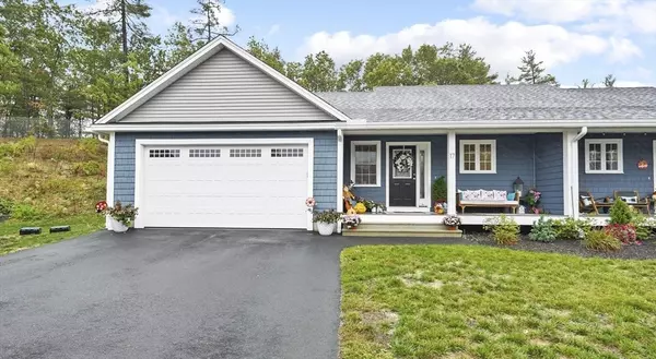 17 Turtle Ln #17, Sterling, MA 01564