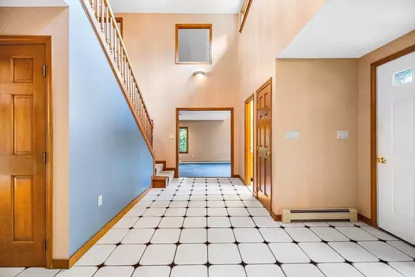 Hanson, MA 02341,417 Birchbark Dr