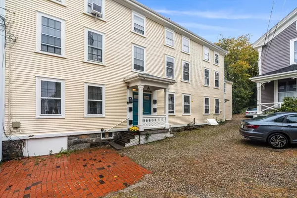 Marblehead, MA 01945,45 Washington Street #3
