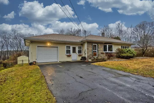 Granby, MA 01033,73 Amherst St