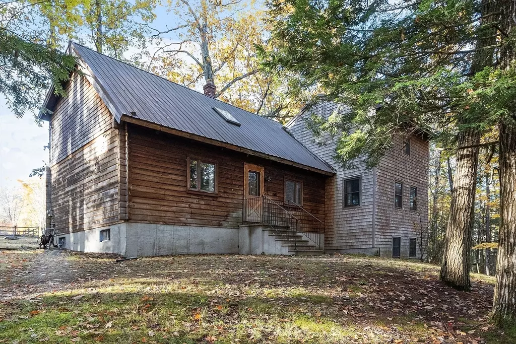 Winchendon, MA 01475,39 Bemis Rd.