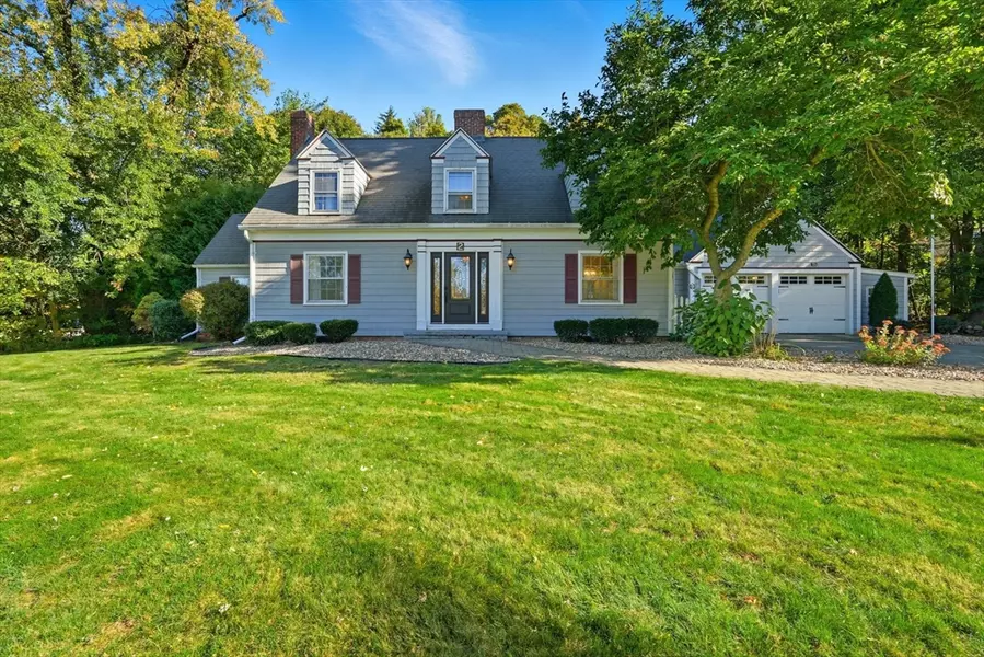 2 Vista Rd, Wilbraham, MA 01095