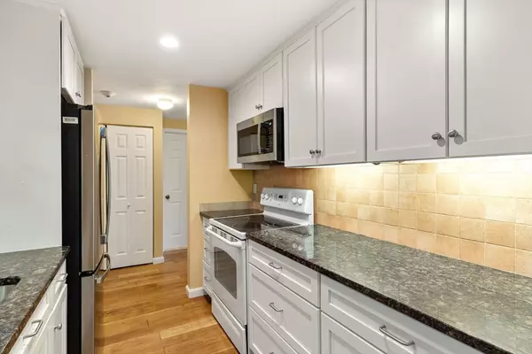 Cambridge, MA 02138,1600 Massachusetts Ave #406