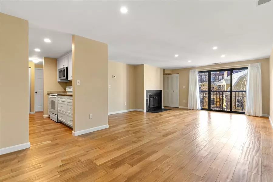 1600 Massachusetts Ave #406, Cambridge, MA 02138