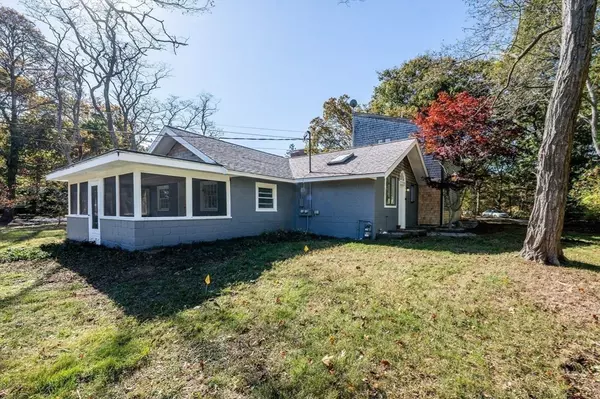 Eastham, MA 02642,50 Silver Oak Rd