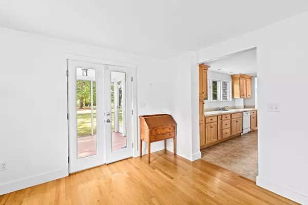 Duxbury, MA 02332,74 Abrams Hill Rd