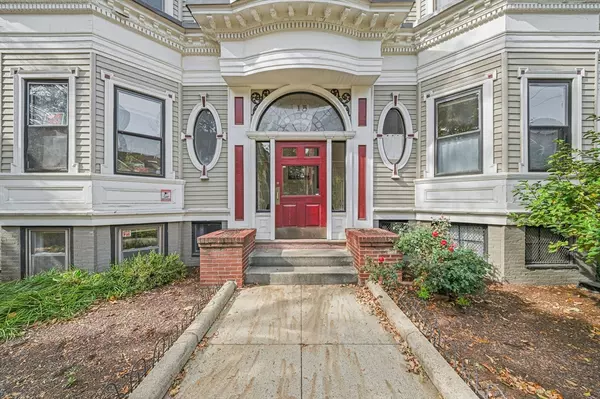 Cambridge, MA 02138,15 Trowbridge St #12A