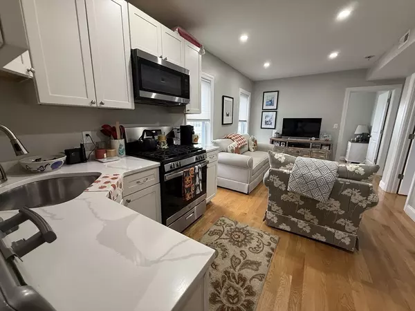 Revere, MA 02151,1021-1023 Winthrop Ave #2