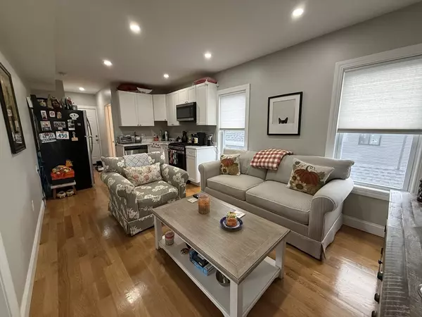 Revere, MA 02151,1021-1023 Winthrop Ave #2