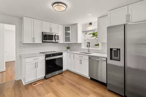 Dedham, MA 02026,46 Bayard Street