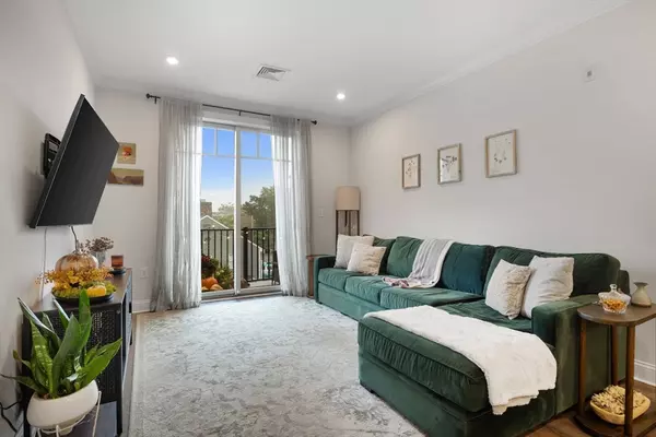 Wakefield, MA 01880,69 Foundry St #310