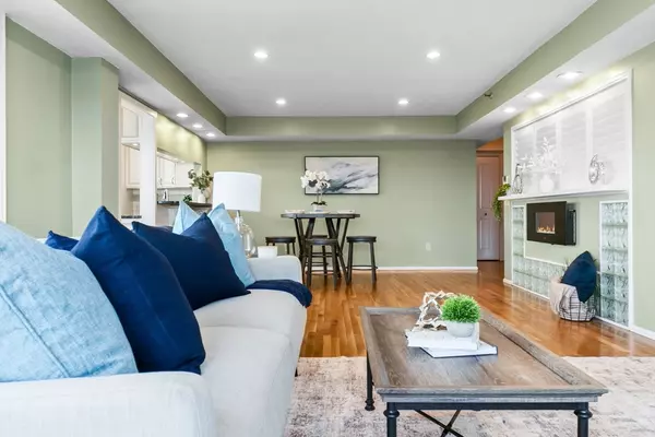 Winthrop, MA 02152,3 Seal Harbor Rd #137