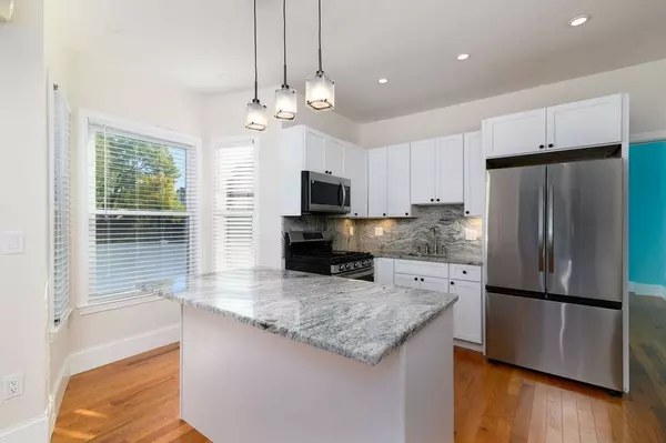 Boston, MA 02122,382-384 Adams St #384-1