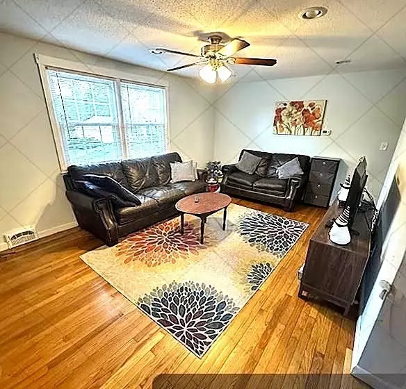 Springfield, MA 01118,64 Plumtree Circle