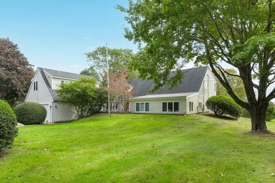 540 River Rd #0, Westport, MA 02790