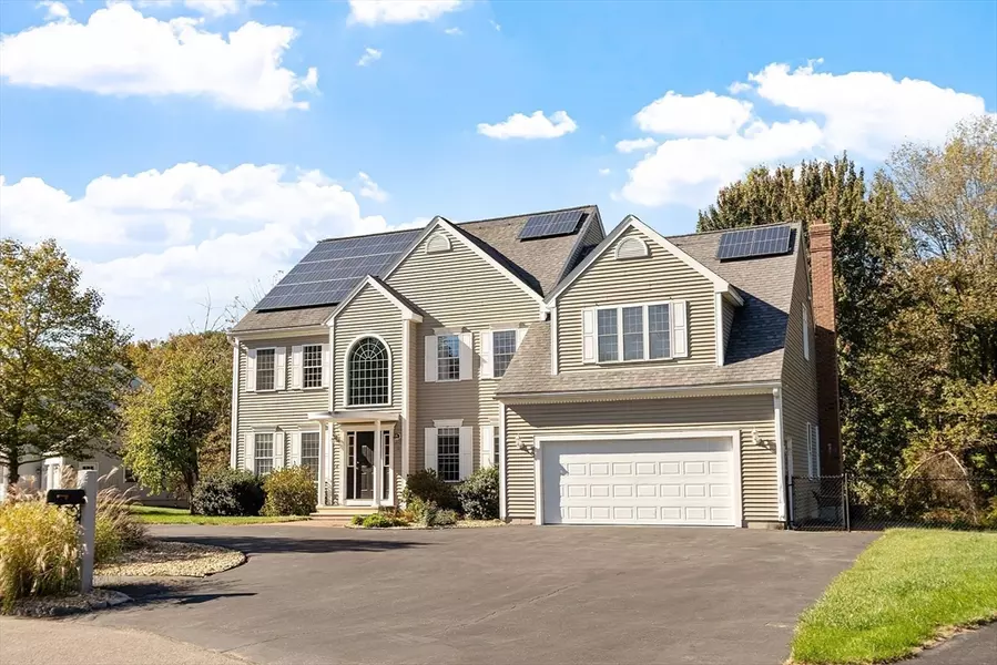 50 Sky Ln, Leominster, MA 01453