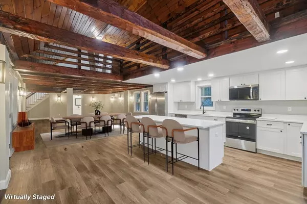 Rochester, MA 02770,1 Rounseville Rd