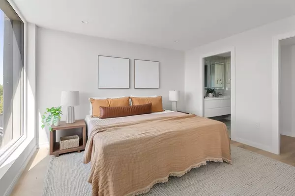 Somerville, MA 02143,125 Lowell Street #203