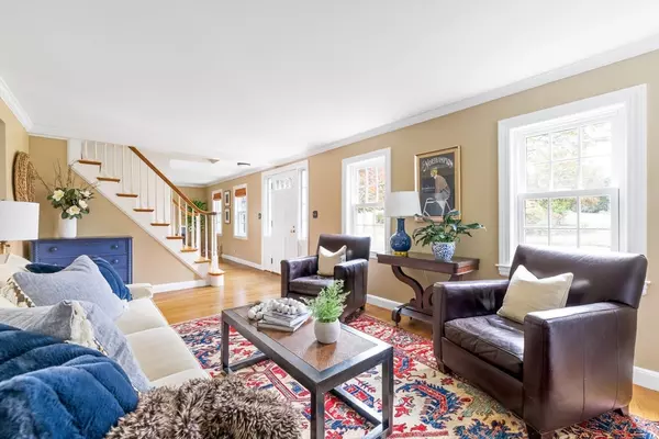 Needham, MA 02492,332 Hillcrest Road