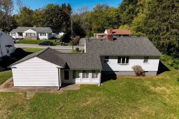 Somerset, MA 02726,80 Meadow Ln