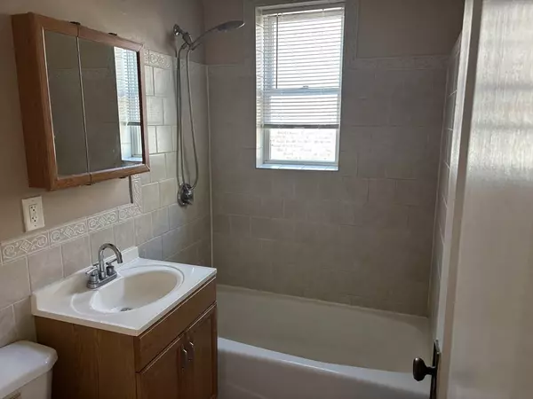 Medford, MA 02153,473 Broadway #10