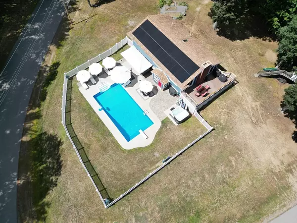 10 Folly Brook Terrace, Kingston, NH 03848