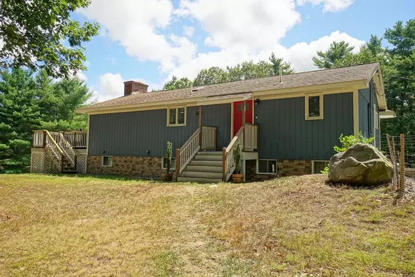 Kingston, NH 03848,10 Folly Brook Terrace