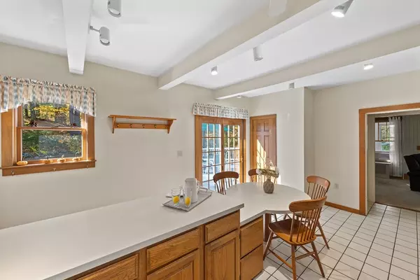 West Boylston, MA 01583,62 Maple St