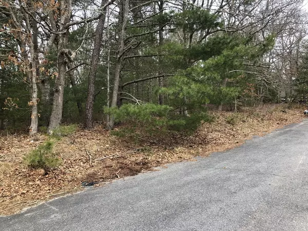 Barnstable, MA 02635,30 Wings Ln