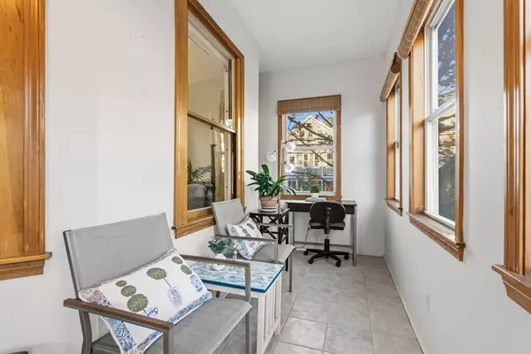 Watertown, MA 02472,1 Clayton St #1