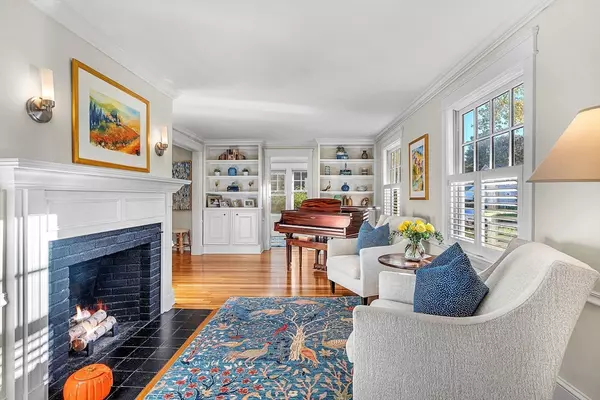 Wellesley, MA 02481,13 Cavanaugh Rd